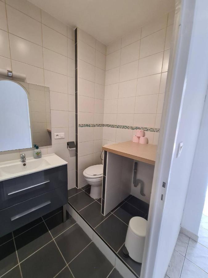Le Chanzy Le Beausset Exterior foto