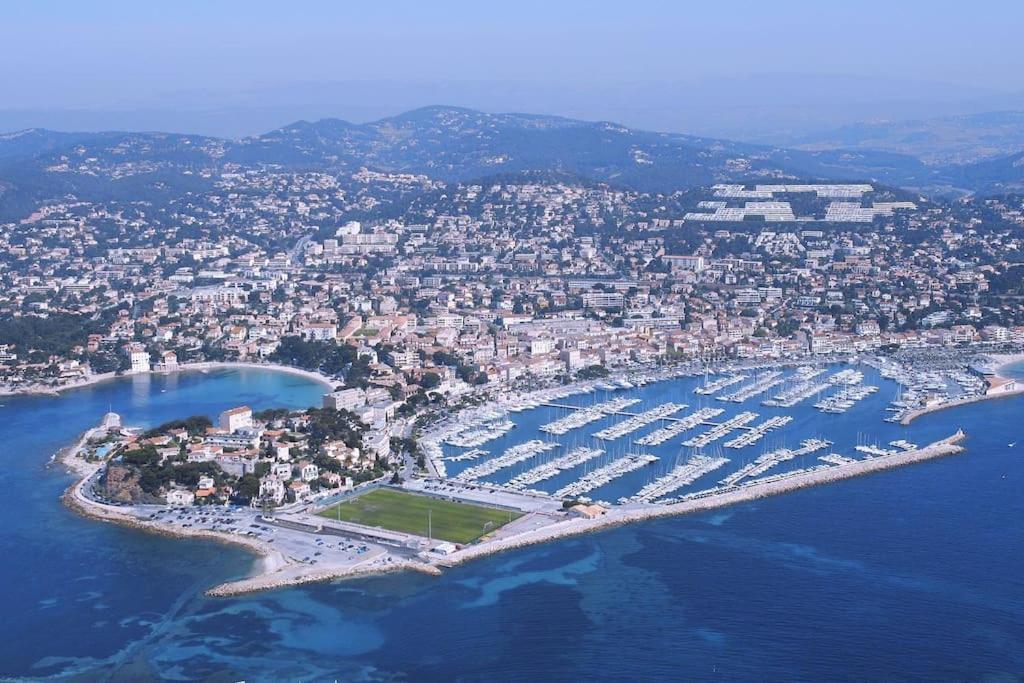 Le Chanzy Le Beausset Exterior foto